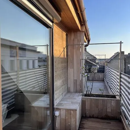 Daire Sunny/stylish Rooftop Home/private Balcony Shared Jacuzzi Budapeşte